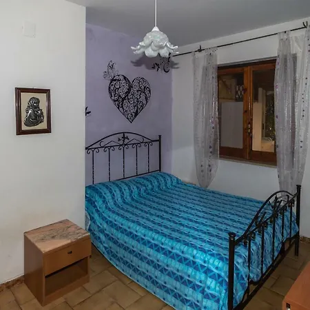 Appartamento Con Veranda E Giardino Pizzo (Calabria)